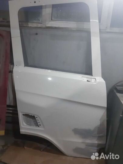 Дверь правая scania R440 год 2020