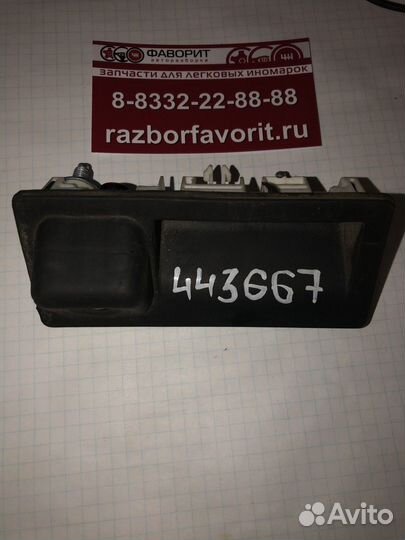 Кнопка открывания багажника с камерой (Audi Q3)