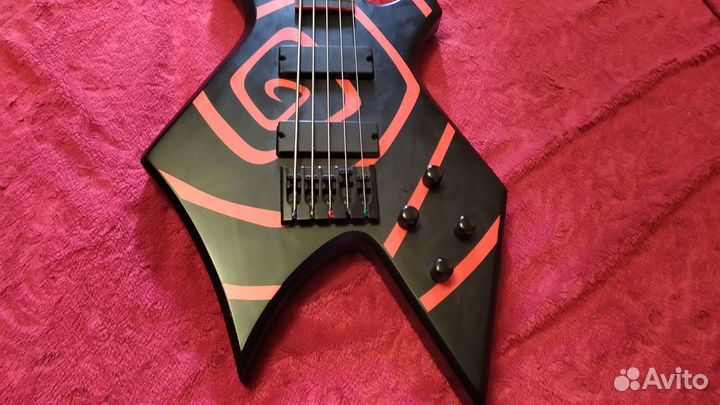 B.C.rich warlock 5 strings vortex bass