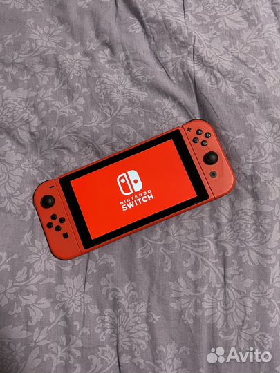 Nintendo Switch rev.2 (Mario Edition)