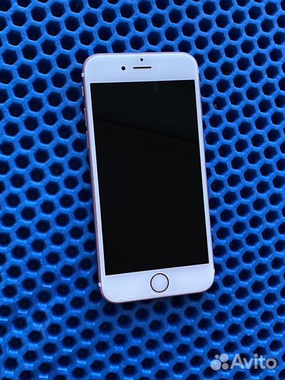 iPhone 6S, 32 ГБ