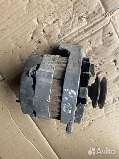 Генератор Рено 19