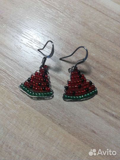 Серёжки из бисера в виде арбузов