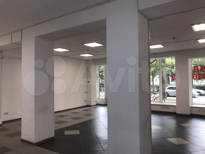 Торговая площадь, 98 м²