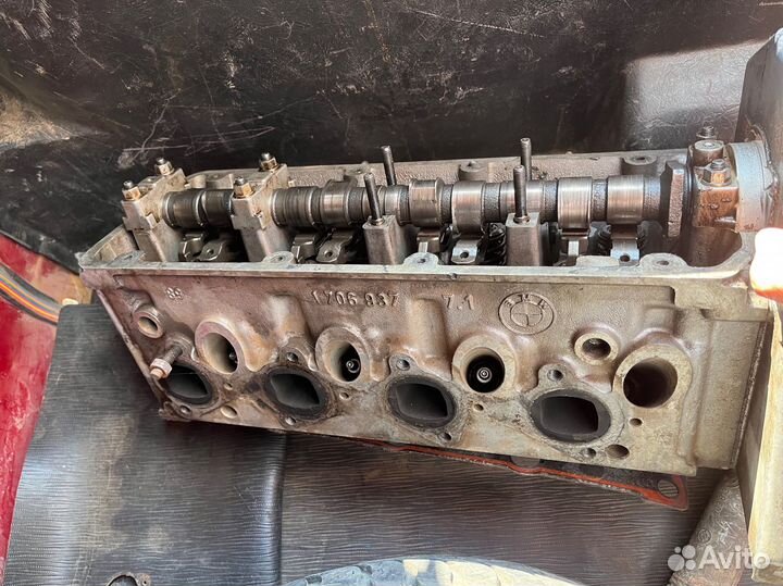 Двигатель бмв М40 в разобранном состоянии