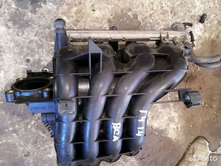 Впускной Коллектор Гольф 4 Октавия Тур 1.4 BCA