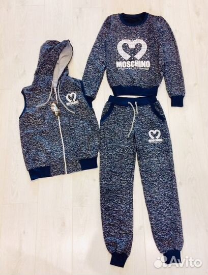 Новый костюм спортивный