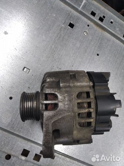 Генератор Рено Логан 2010 год