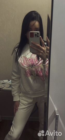 Свитшот утепленый Sinsay