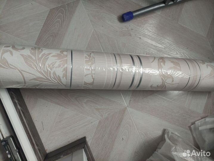 Фанера, обои, маяки
