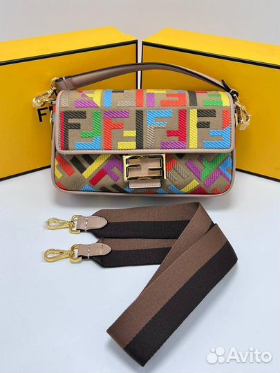 Женская сумка fendi