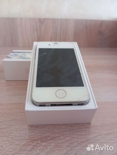 iPhone 4S, 8 ГБ