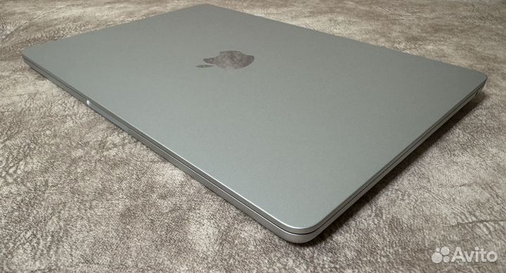 Macbook Air 13 m2 8/256gb 39ц идеал