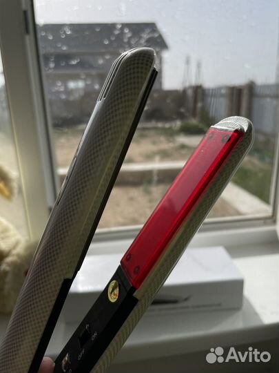 Утюжок для волос