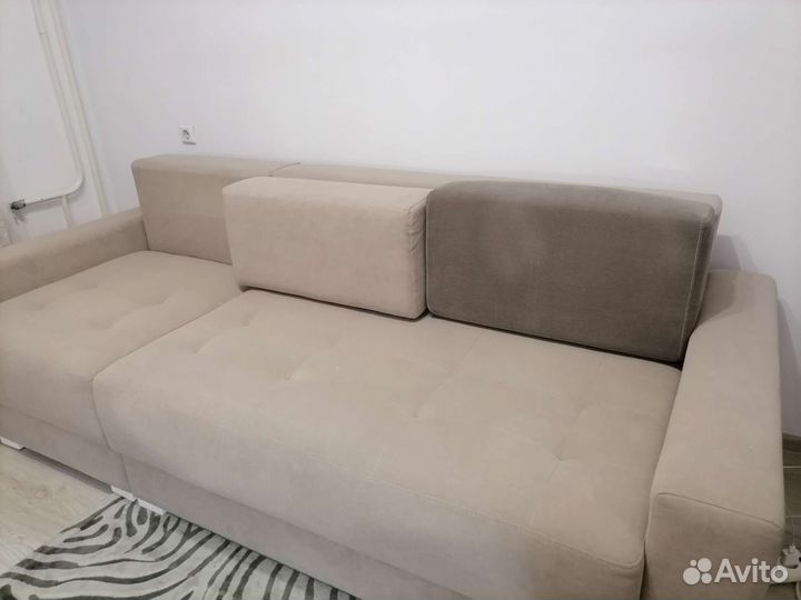 Продам подушки диванные 2 шт