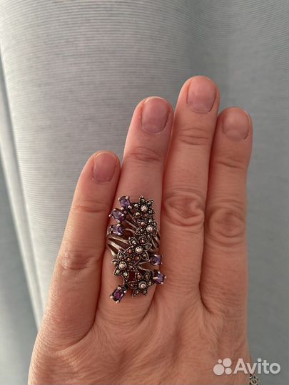 Серебряное кольцо аметист марказиты