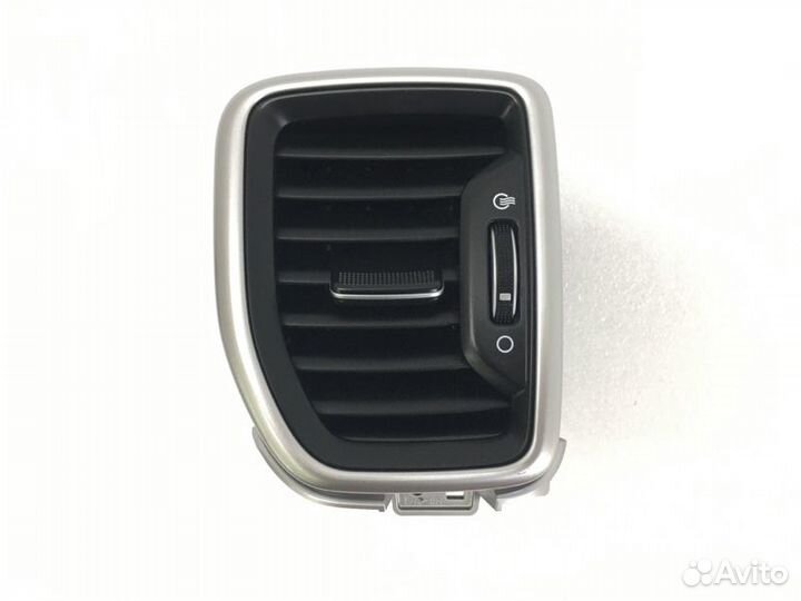 Дефлектор воздушный левый Kia Sportage 4 2.0 2019