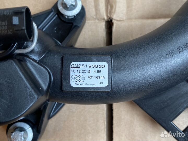 Корпус термостата Opel/Chevrolet 1.4 Turbo