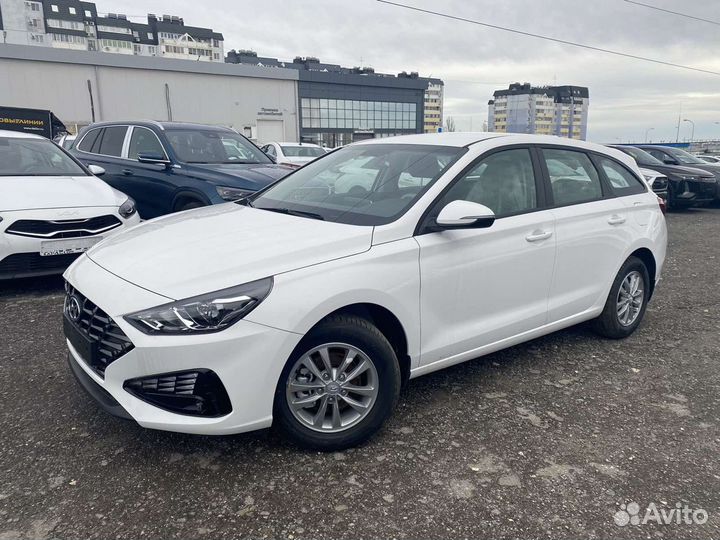 Hyundai i30 1.5 AT, 2023