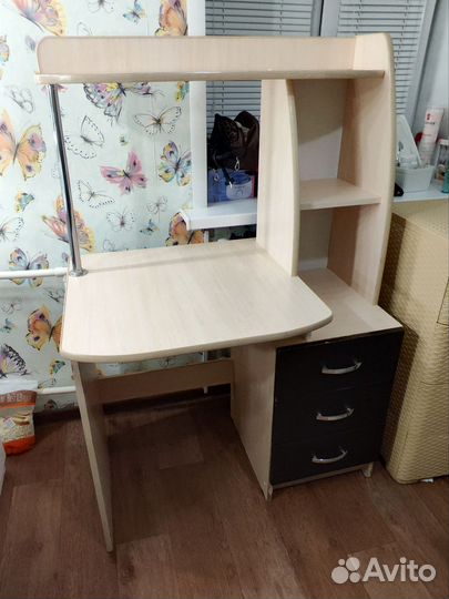 Письменный/Компьютерный стол бу