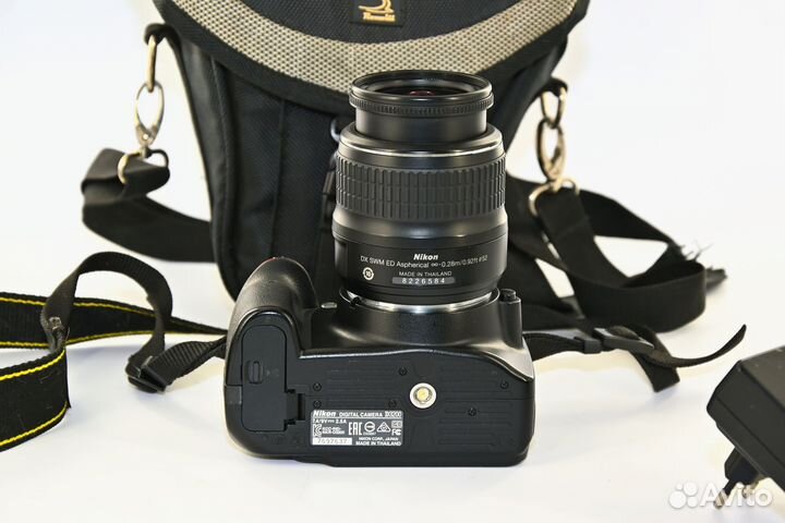 Nikon D3200 24.2MP цифрозеркалка Kit AF-S 18-55