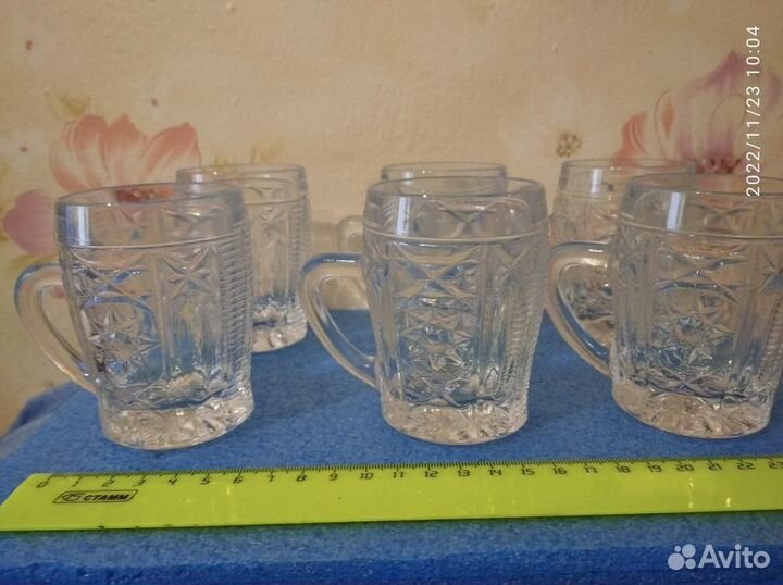 Хрустальные ваза, рюмки