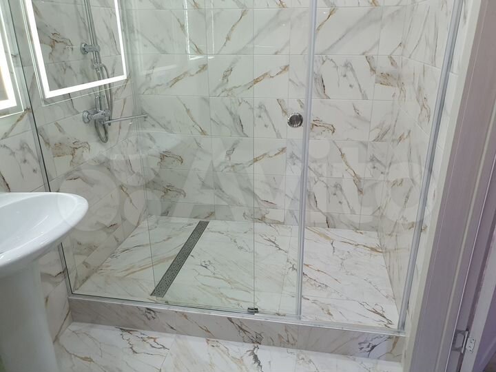 2-к. квартира, 53 м², 6/9 эт.