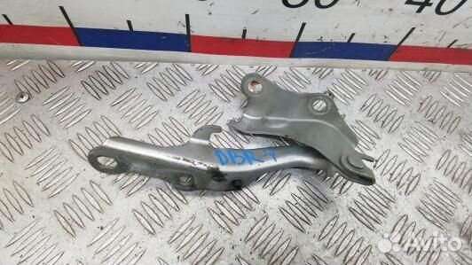 Петля капота toyota RAV 4 ZCA2 (DBR04D502)
