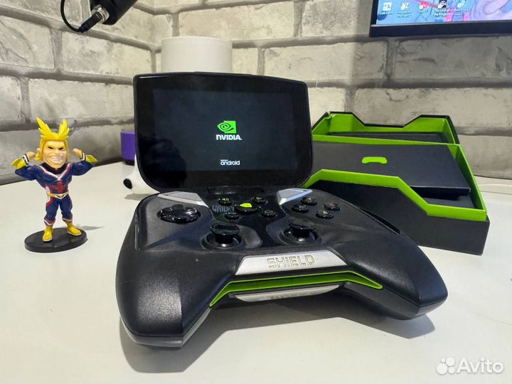 Игровая приставка Nvidia Shield Portable Tegra 4