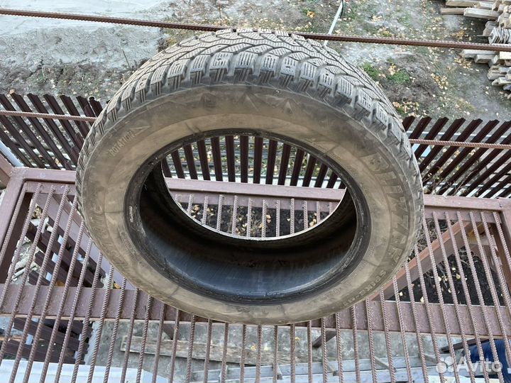 Bridgestone Blizzak Spike-01 215/60 R17 100T