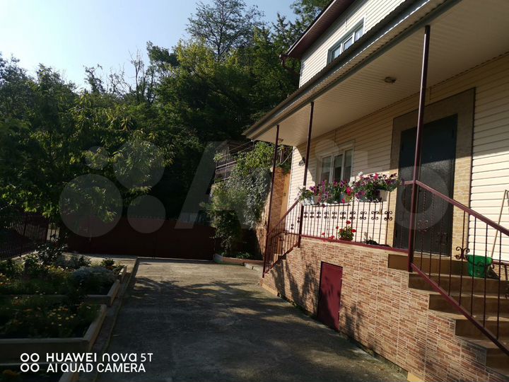 Дом 360 м² на участке 7 сот.