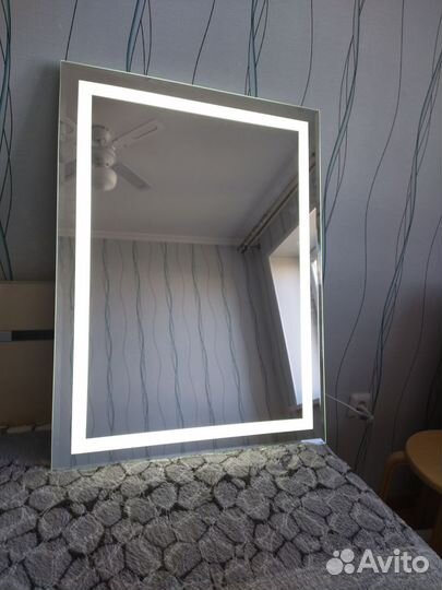 Зеркало в ванную с подсветкой