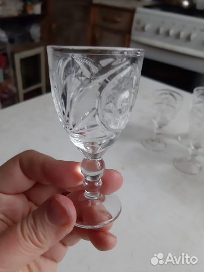 Рюмки хрустальные 9 штук
