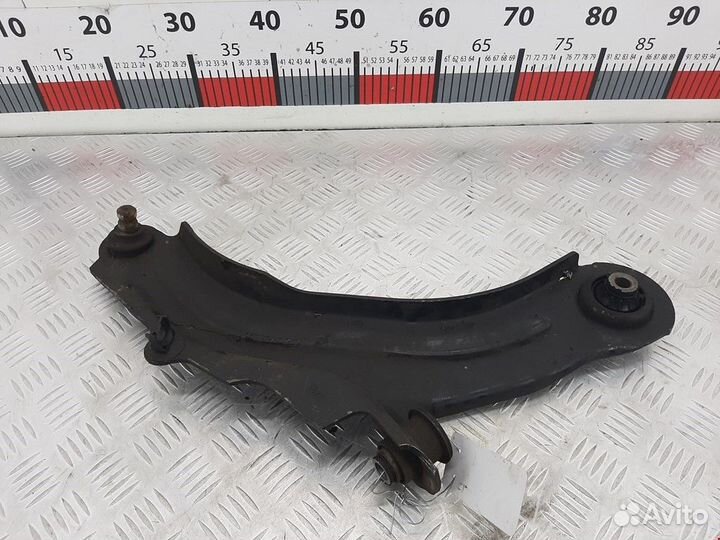 Рычаг передний правый Renault Scenic 2 рест. 2008