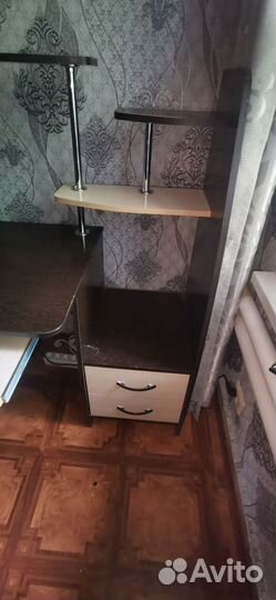 Компьютерный стол