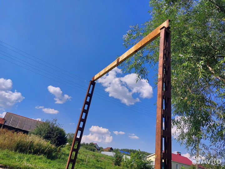 Стойки металлические