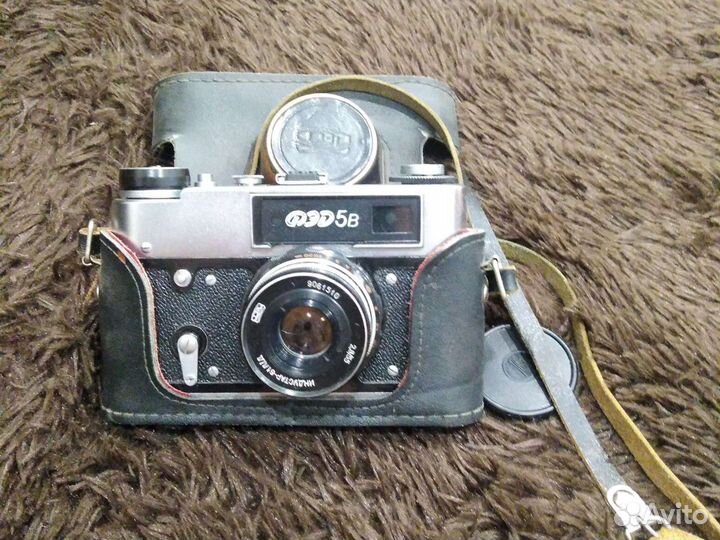 Пленочный фотоаппарат