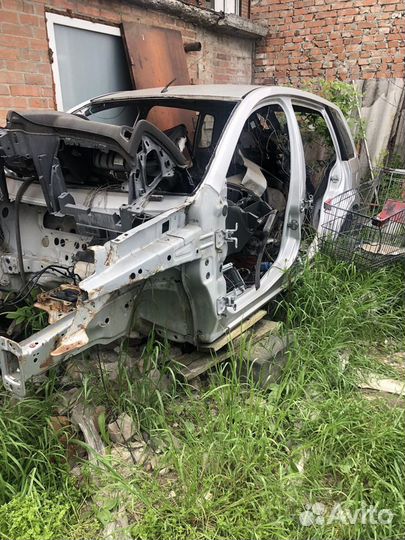 Кузов по частям Ford Fusion 2007