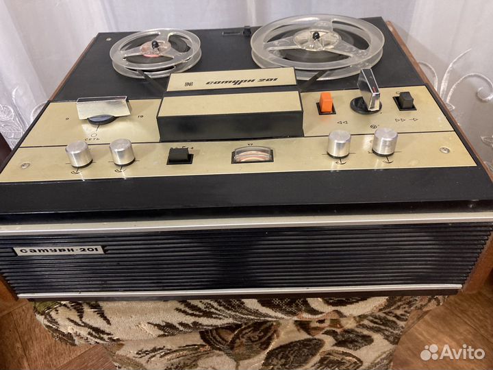 Катушечный магнитофон Сатурн 201 СССР