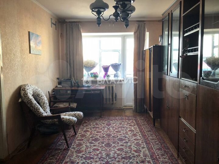 3-к. квартира, 55 м², 5/5 эт.