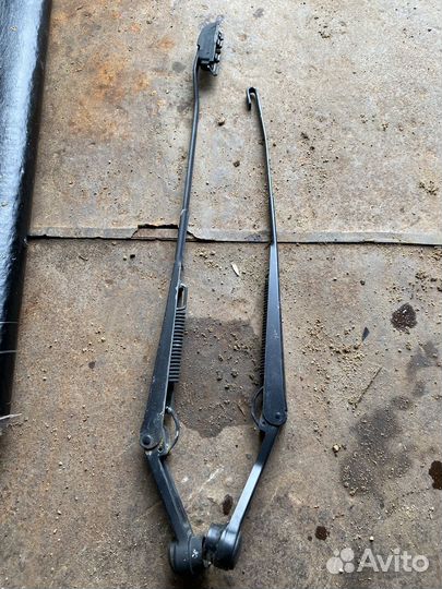 Поводки дворников киа рио1