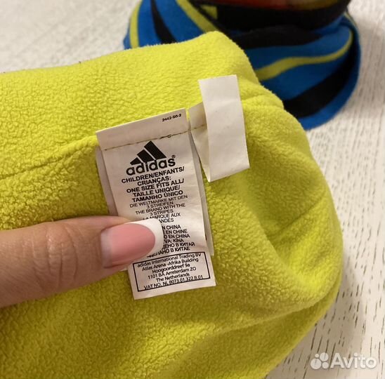 Адидас возраст 1-1,5 комплект шапочка и шарф