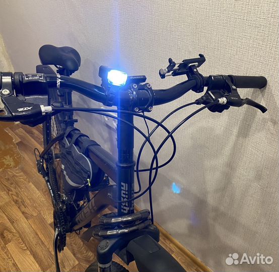 Велосипед 29 rush hour RX 905. Shimano