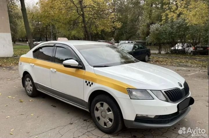 Skoda Octavia 1.6 AT, 2019, 165 000 км