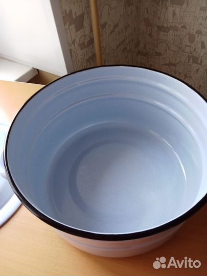 Кастрюля большая 18л