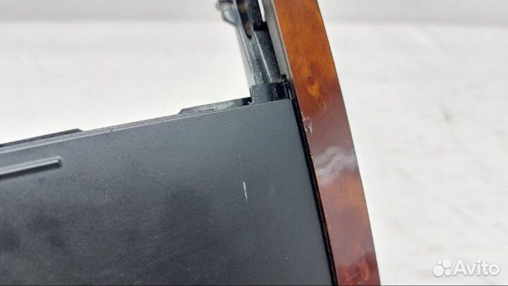 Накладка подлокотника Volkswagen Touareg 7L 3.6