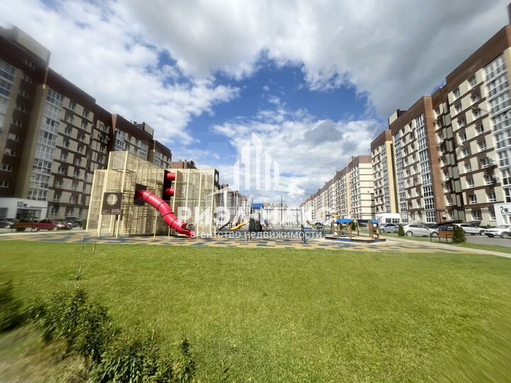 2-к. квартира, 82 м², 9/9 эт.