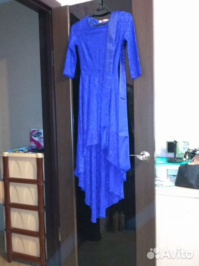 Платье вечернее