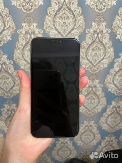 iPhone X, 64 ГБ