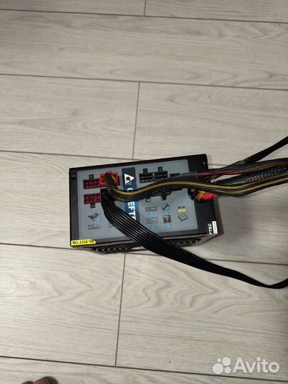 Блок питания chieftec 700w